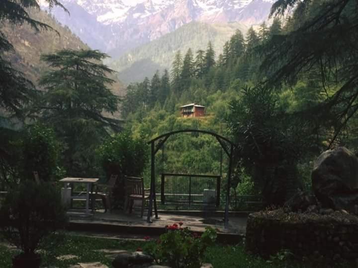 Hotel Deep Forest Касоль Екстер'єр фото